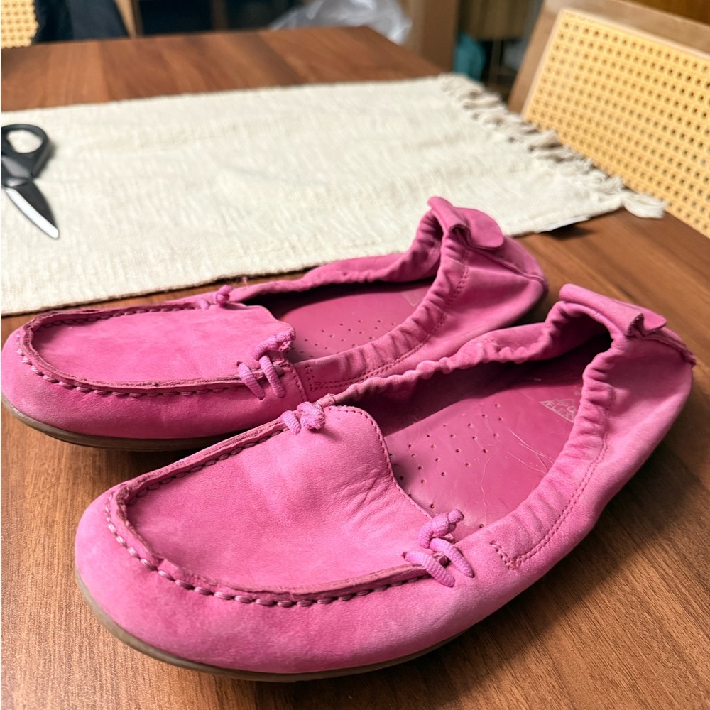 Hush Puppies Pink Flats